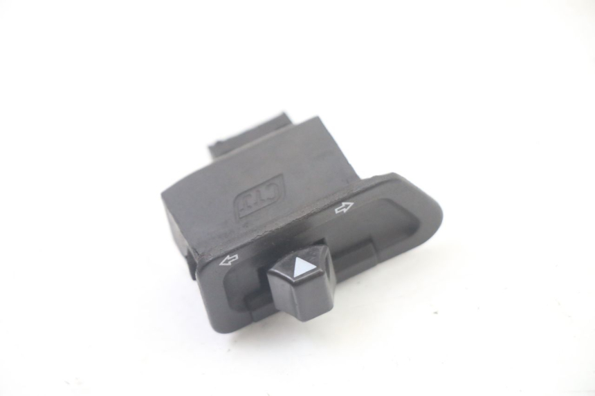 photo de TURN SIGNAL SWITCH SYM ORBIT III 3 4T 50 (2021 - 2025)