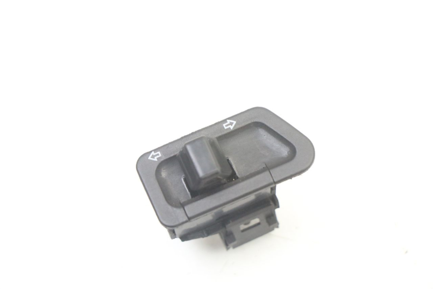 photo de TURN SIGNAL SWITCH SYM ORBIT III 3 4T 50 (2021 - 2025)