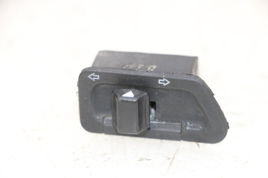 photo de TURN SIGNAL SWITCH SYM ORBIT III 3 4T 50 (2018 - 2021) - Main view