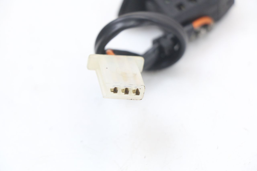 photo de TURN SIGNAL SWITCH MBK OVETTO ONE 2T 50 (2013 - 2017)