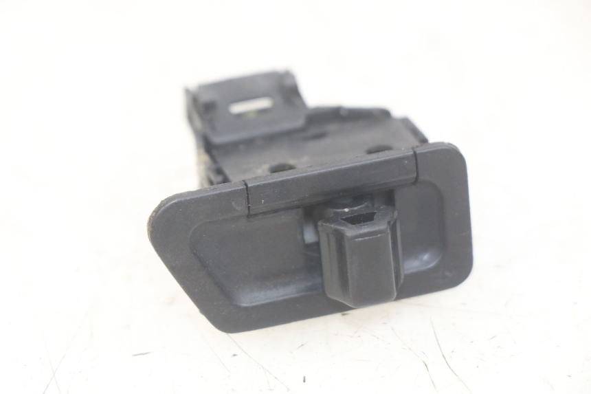 photo de TURN SIGNAL SWITCH PEUGEOT TWEET 4T 50 (2018 - 2020)