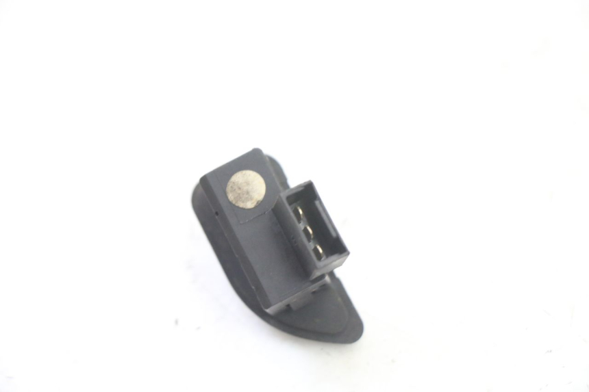 photo de TURN SIGNAL SWITCH APRILIA SR 2T 50 (2018 - 2022)