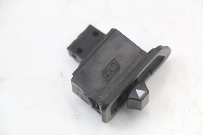 photo de TURN SIGNAL SWITCH SYM FIDDLE 3 III 50 (2014 - 2020)