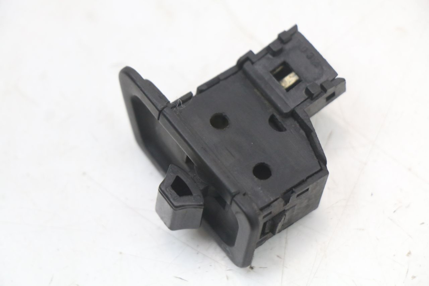 photo de TURN SIGNAL SWITCH SYM FIDDLE 3 III 50 (2014 - 2020)