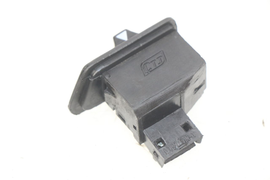 photo de TURN SIGNAL SWITCH SYM ORBIT III 3 4T 50 (2018 - 2021)