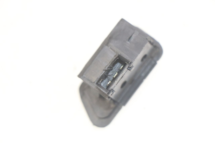 photo de TURN SIGNAL SWITCH PEUGEOT TWEET 125 (2018 - 2021)