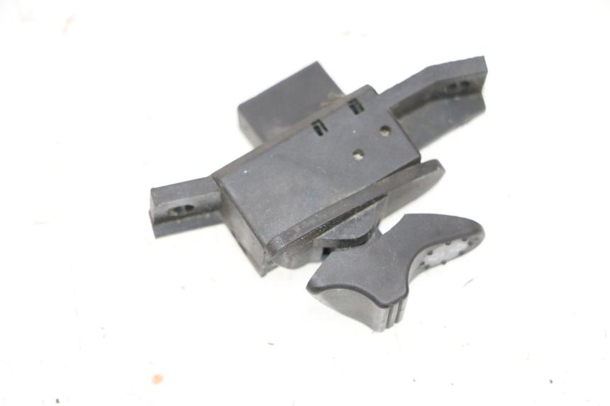 photo de TURN SIGNAL SWITCH PIAGGIO VESPA GTS SUPER IE 125 (2009 - 2016) - Component detail