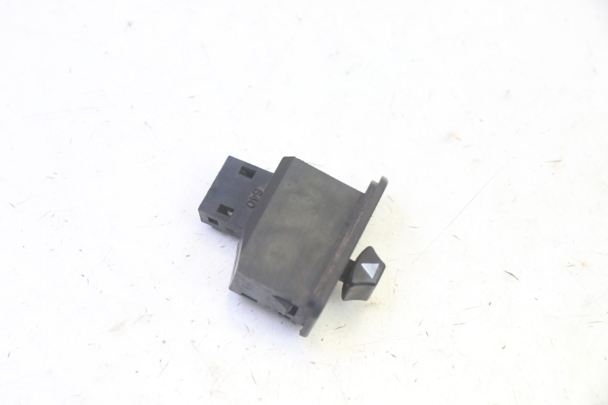 photo de TURN SIGNAL SWITCH YAMAHA X-MAX XMAX 250 (2006 - 2009)