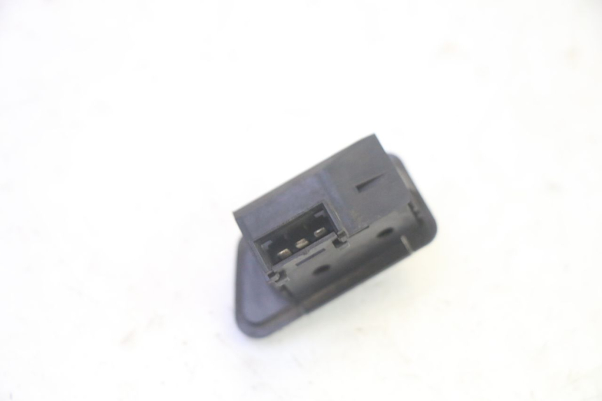 photo de TURN SIGNAL SWITCH YAMAHA X-MAX XMAX 250 (2006 - 2009)