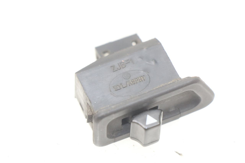 photo de TURN SIGNAL SWITCH YIYING YY50QT-10 50 (2007 - 2022)