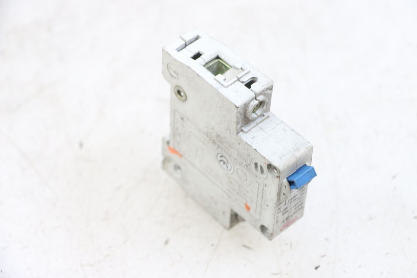 photo de SWITCH ON OFF EFUN PUSA 1 - Product overview