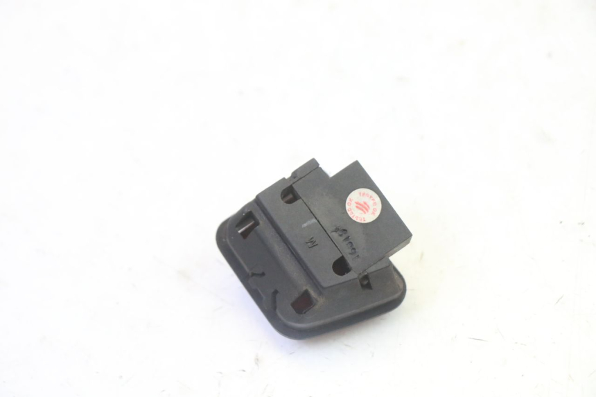 photo de IGNITION SWITCH ASSEMBLY PIAGGIO XEVO - X EVO 125 (2007 - 2016)