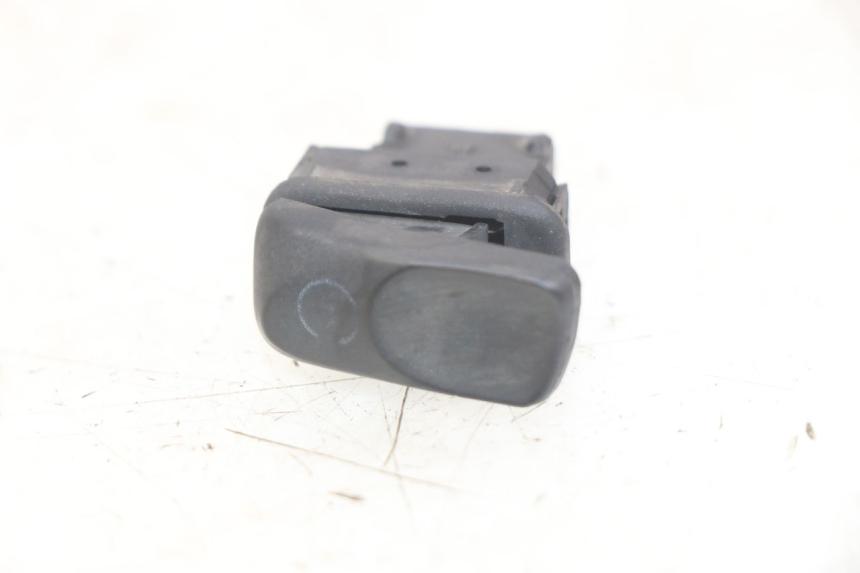 photo de STARTER SWITCH PIAGGIO VESPA LXV 125 (2006 - 2009)