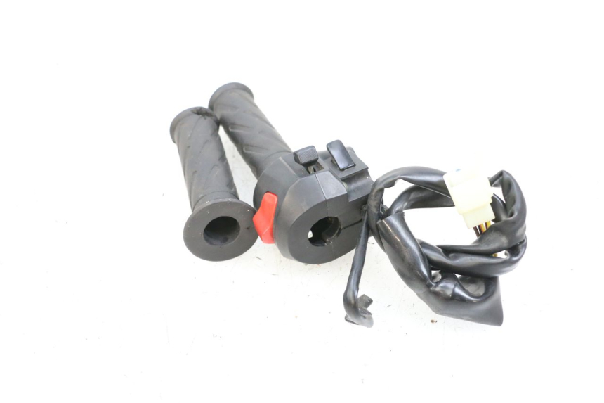 photo de RIGHT SWITCH MAG POWER BOMBERS 4T 50 (2016 - 2026) - Product overview