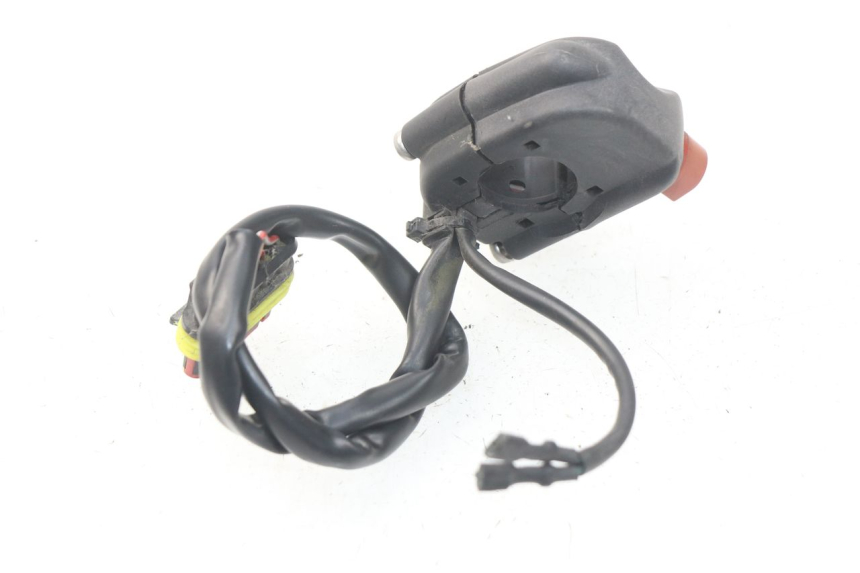 photo de RIGHT SWITCH MV AGUSTA BRUTALE R WALLY 910 (2008 - 2008)