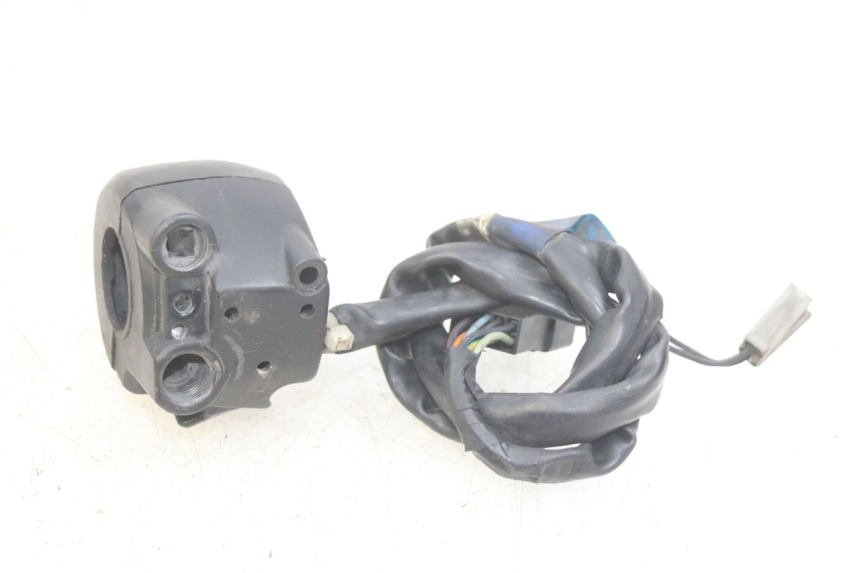 photo de RIGHT HANDLEBAR SWITCH SUZUKI BURGMAN 650 (2002 - 2004)