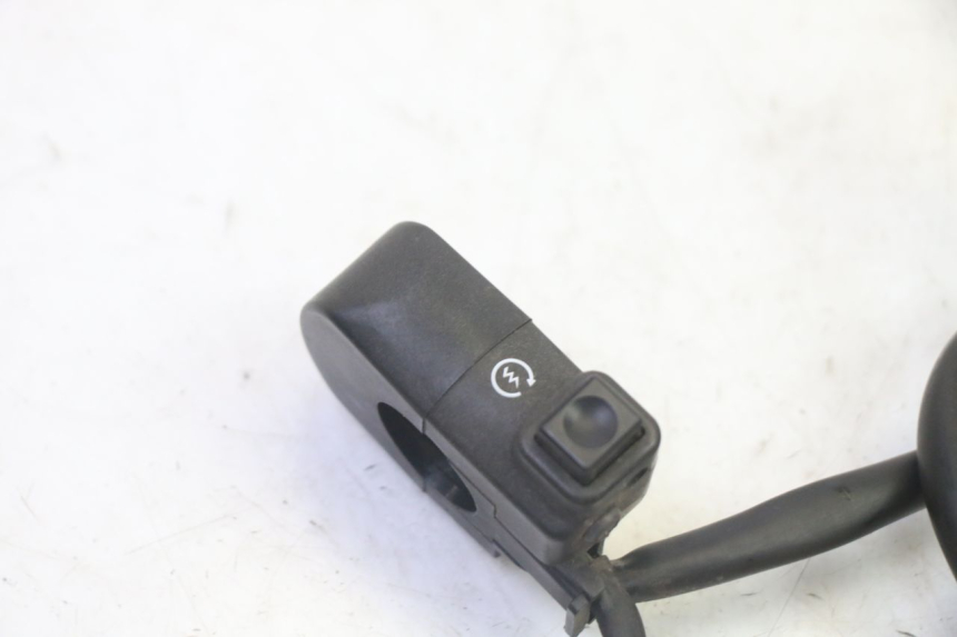 photo de RIGHT SWITCH HONDA CBF 125 (2009 - 2015)
