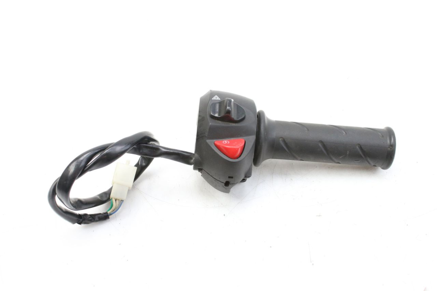 photo de RIGHT HANDLEBAR SWITCH PEUGEOT CITYSTAR 125 (2011 - 2017)