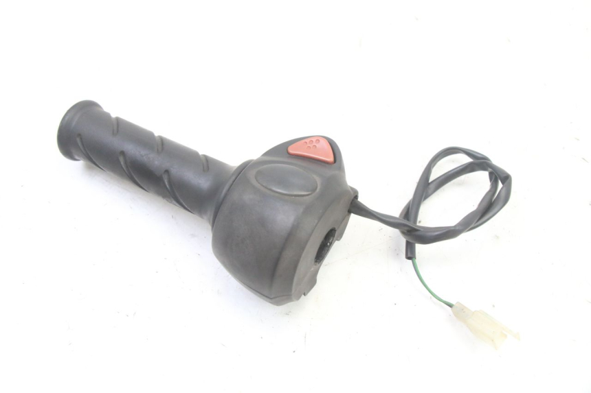 photo de RIGHT HANDLEBAR SWITCH PEUGEOT CITYSTAR 50 (2013 - 2017)