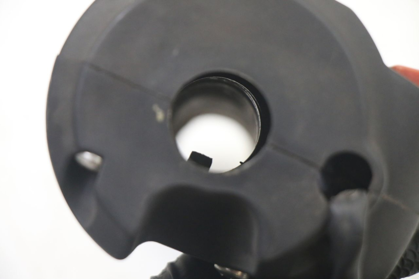 photo de RIGHT HANDLEBAR SWITCH PEUGEOT CITYSTAR 50 (2013 - 2017)