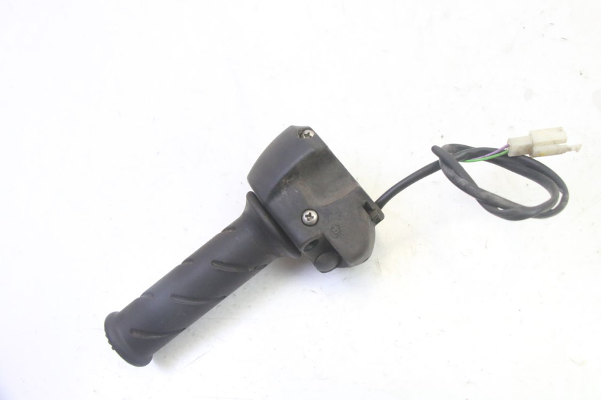 photo de RIGHT HANDLEBAR SWITCH PEUGEOT CITYSTAR 50 (2013 - 2017)