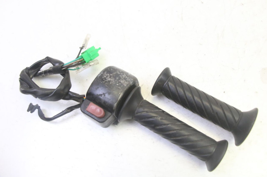 photo de RIGHT HANDLEBAR SWITCH SYM CROX 4T 50 (2016 - 2023)