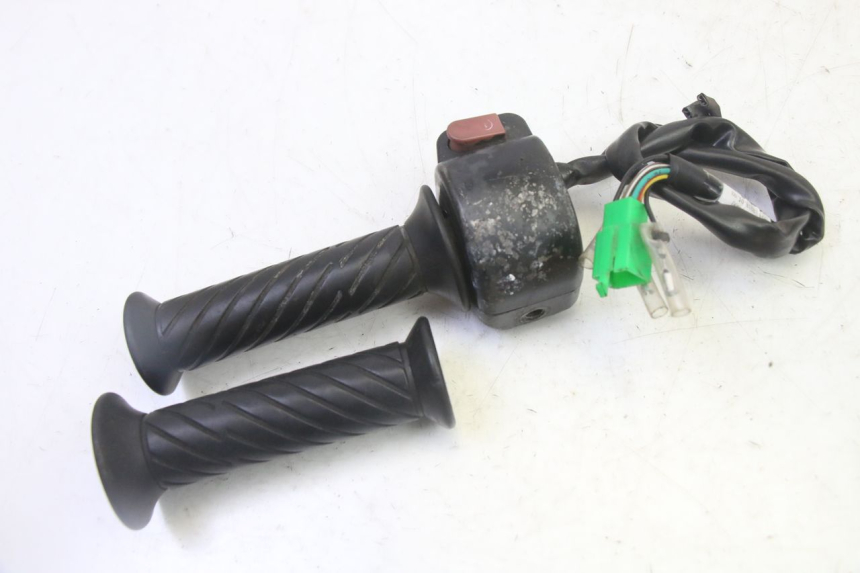 photo de RIGHT HANDLEBAR SWITCH SYM CROX 4T 50 (2016 - 2023)