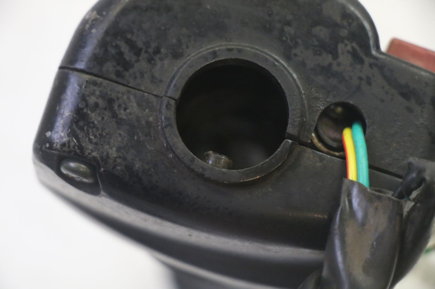 photo de RIGHT HANDLEBAR SWITCH SYM CROX 4T 50 (2016 - 2023)