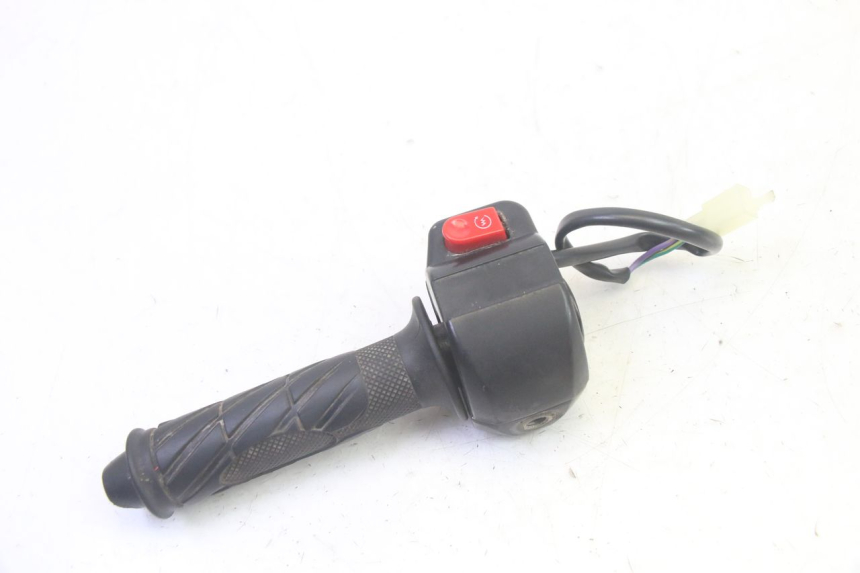 photo de RIGHT HANDLEBAR SWITCH LONGJIA DIGITA 4T 50 (2019 - 2022) - Technical close-up