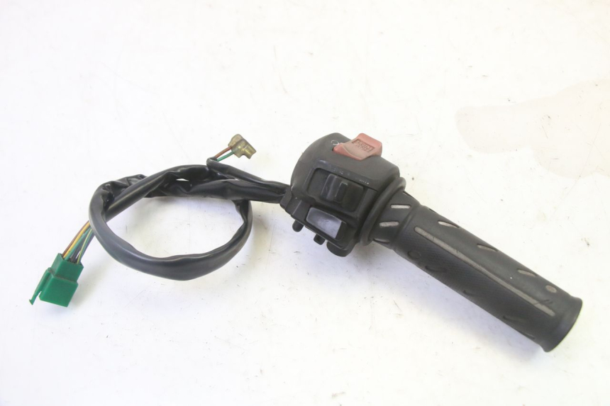 photo de RIGHT HANDLEBAR SWITCH KYMCO DINK STREET 125 (2009 - 2014)