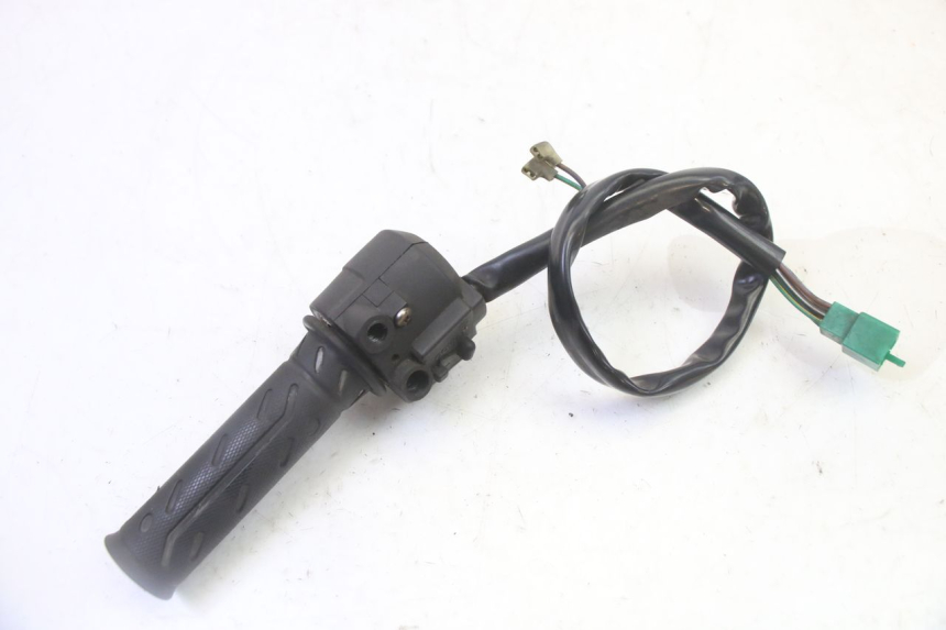 photo de RIGHT HANDLEBAR SWITCH KYMCO DINK STREET 125 (2009 - 2014)