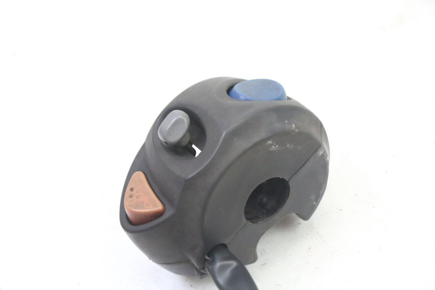 photo de RIGHT HANDLEBAR SWITCH PEUGEOT ELYSTAR 50 (2002 - 2014)