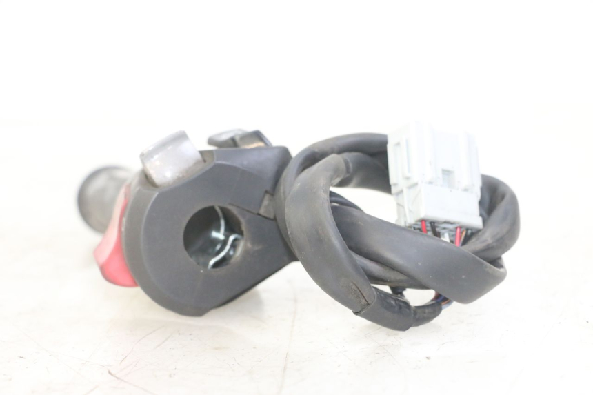 photo de RIGHT SWITCH HONDA FORZA ABS 300 (2013 - 2019)