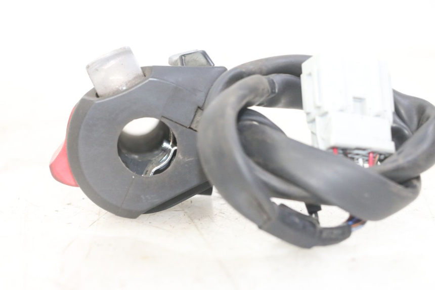 photo de RIGHT SWITCH HONDA FORZA ABS 300 (2013 - 2019)