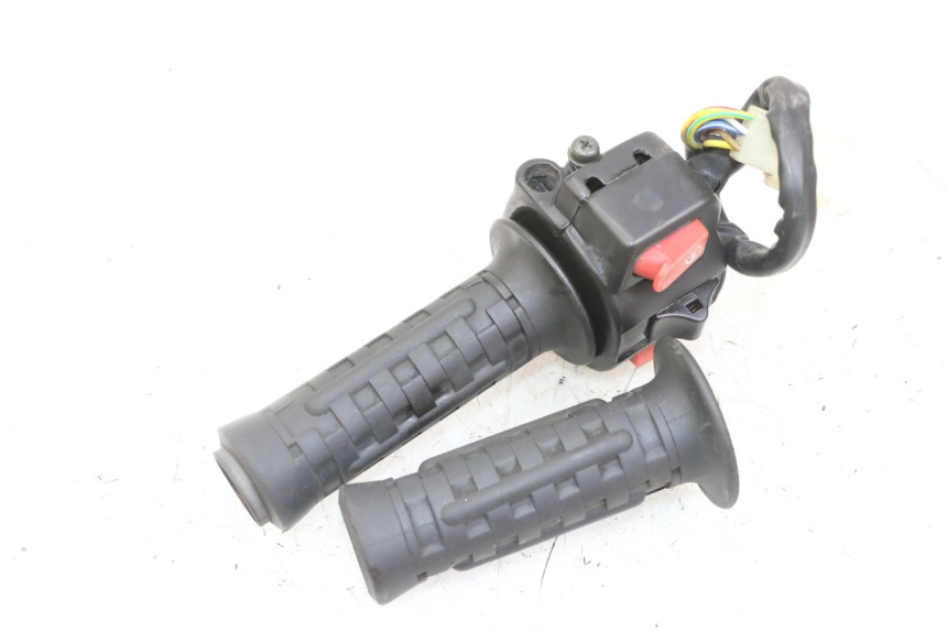 photo de RIGHT SWITCH GOES WIKI 125 (2010 - 2015) - Component detail