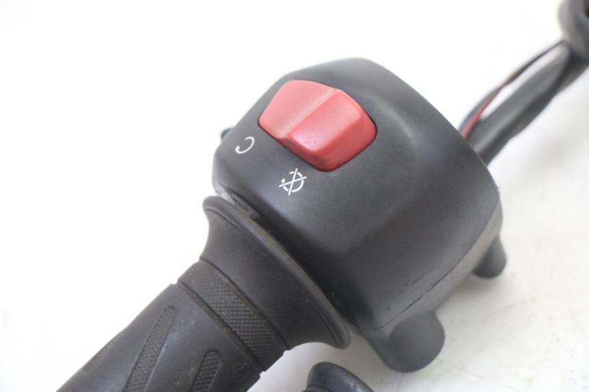 photo de RIGHT SWITCH SUZUKI GS GSE 500 (2001 - 2003)