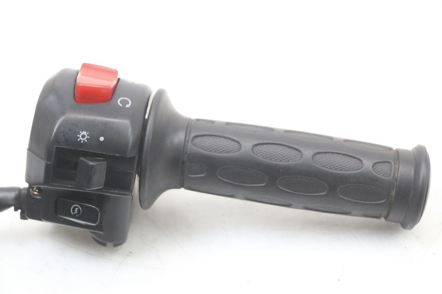 photo de RIGHT HANDLEBAR SWITCH HYOSUNG GTR 125 (2006 - 2008) - Component detail