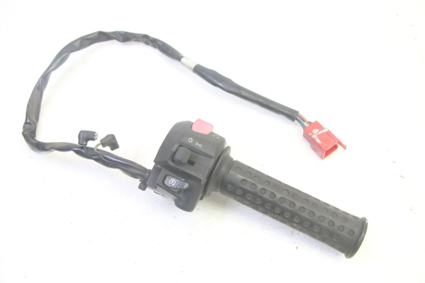 photo de RIGHT SWITCH SYM GTS EVO 125 (2009 - 2013) - Main view