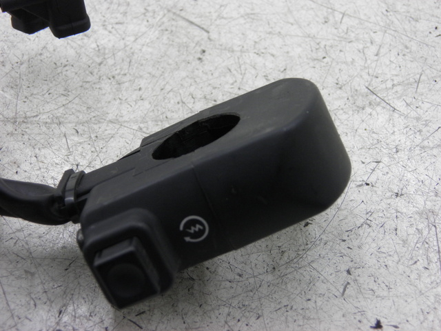 photo de RIGHT SWITCH HONDA CBF 125 (2009 - 2015)
