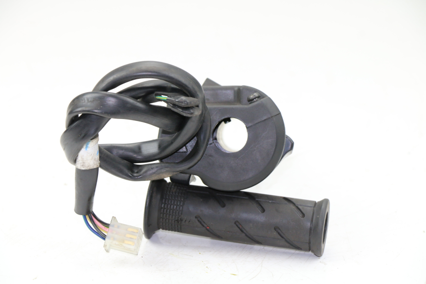 photo de RIGHT SWITCH HONDA PCX (JF28) 125 (2009 - 2011)