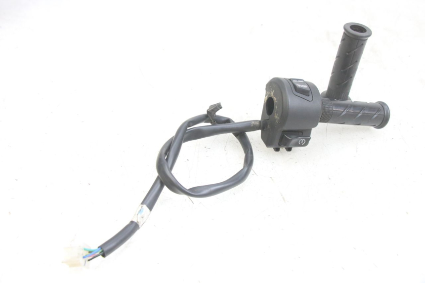 photo de RIGHT HANDLEBAR SWITCH HONDA PCX (JF47) 125 (2012 - 2013)