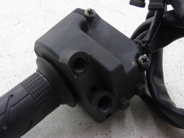 photo de RIGHT SWITCH HONDA PCX (JF57/JF64) 125 (2014 - 2018)