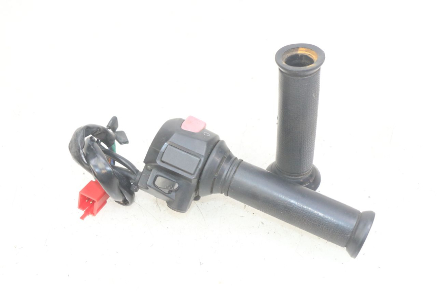 photo de RIGHT HANDLEBAR SWITCH SYM JET SPORT XR 50 (2006 - 2015)