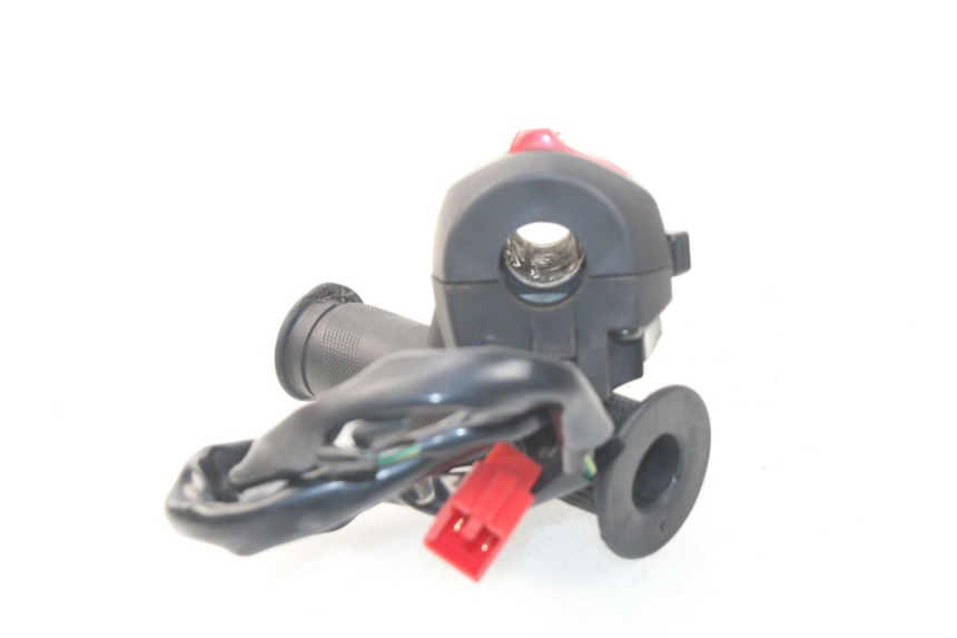 photo de RIGHT SWITCH SYM JOYMAX 250 (2013 - 2017)