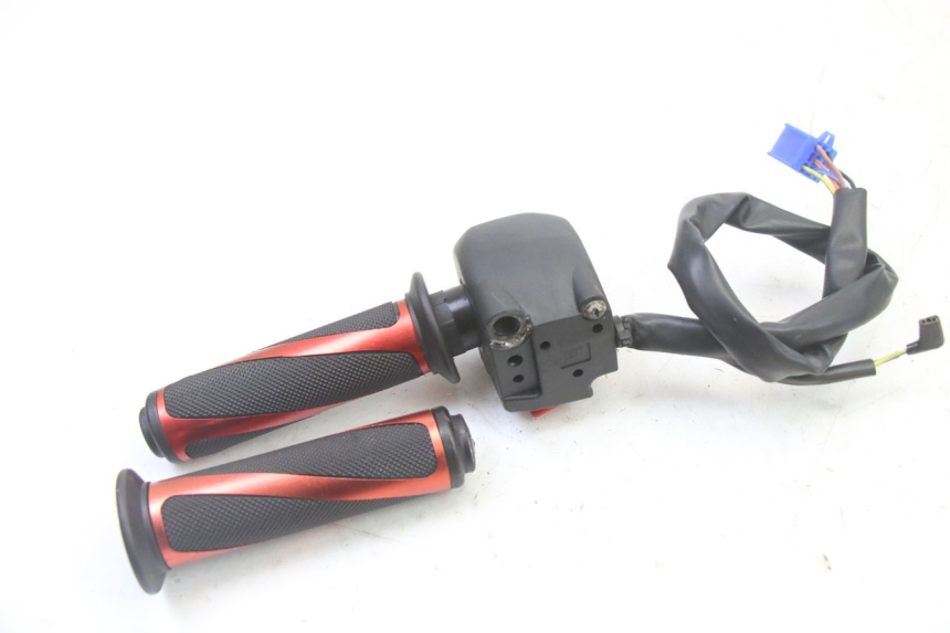 photo de RIGHT SWITCH KIDEN KD125-G 125 (2018 - 2022)