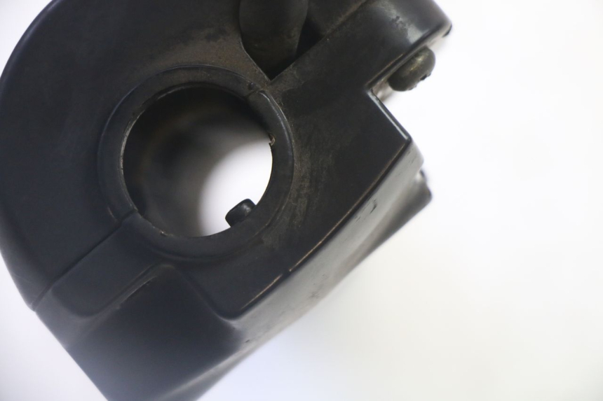 photo de RIGHT HANDLEBAR SWITCH PEUGEOT KISBEE 2T 50 (2010 - 2017)