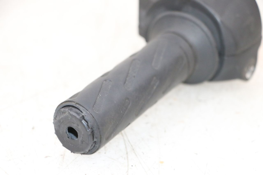 photo de RIGHT HANDLEBAR SWITCH PEUGEOT KISBEE 2T 50 (2010 - 2017) - Product overview