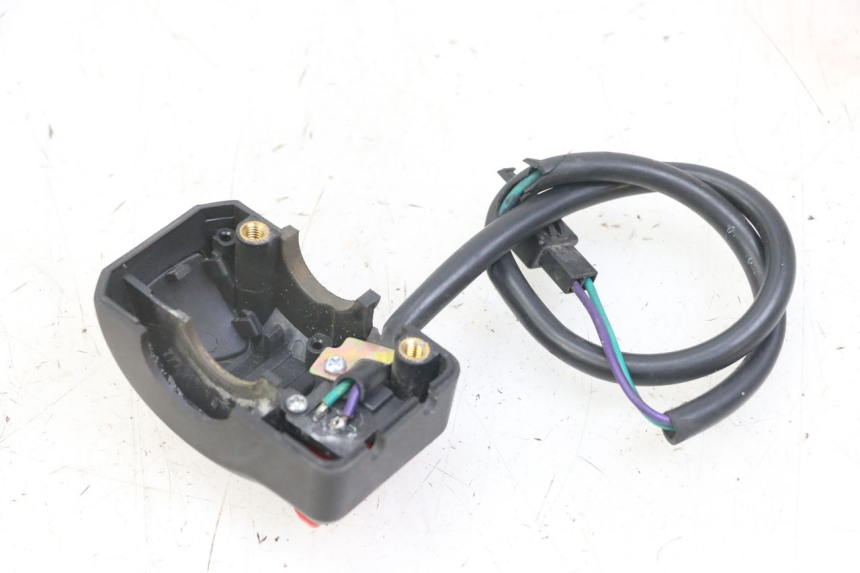 photo de RIGHT HANDLEBAR SWITCH PEUGEOT KISBEE 4T 50 (2018 - 2022)