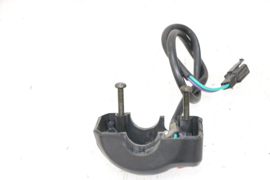 photo de RIGHT HANDLEBAR SWITCH PEUGEOT KISBEE 4T 50 (2010 - 2017) - Component detail