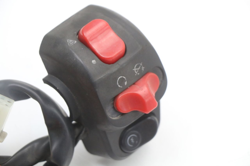 photo de RIGHT SWITCH LONGJIA EASY MAX 125 (2020 - 2024)